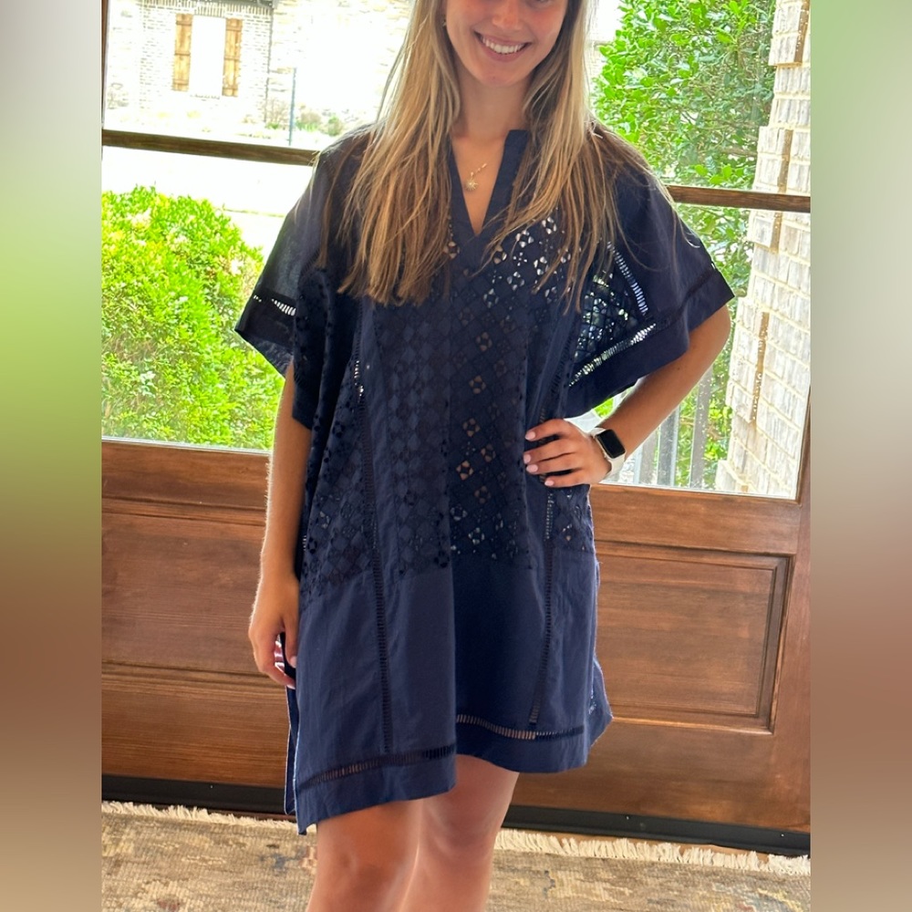 Vineyard Vines Navy Eyelet Cover-up,        Size XS/S